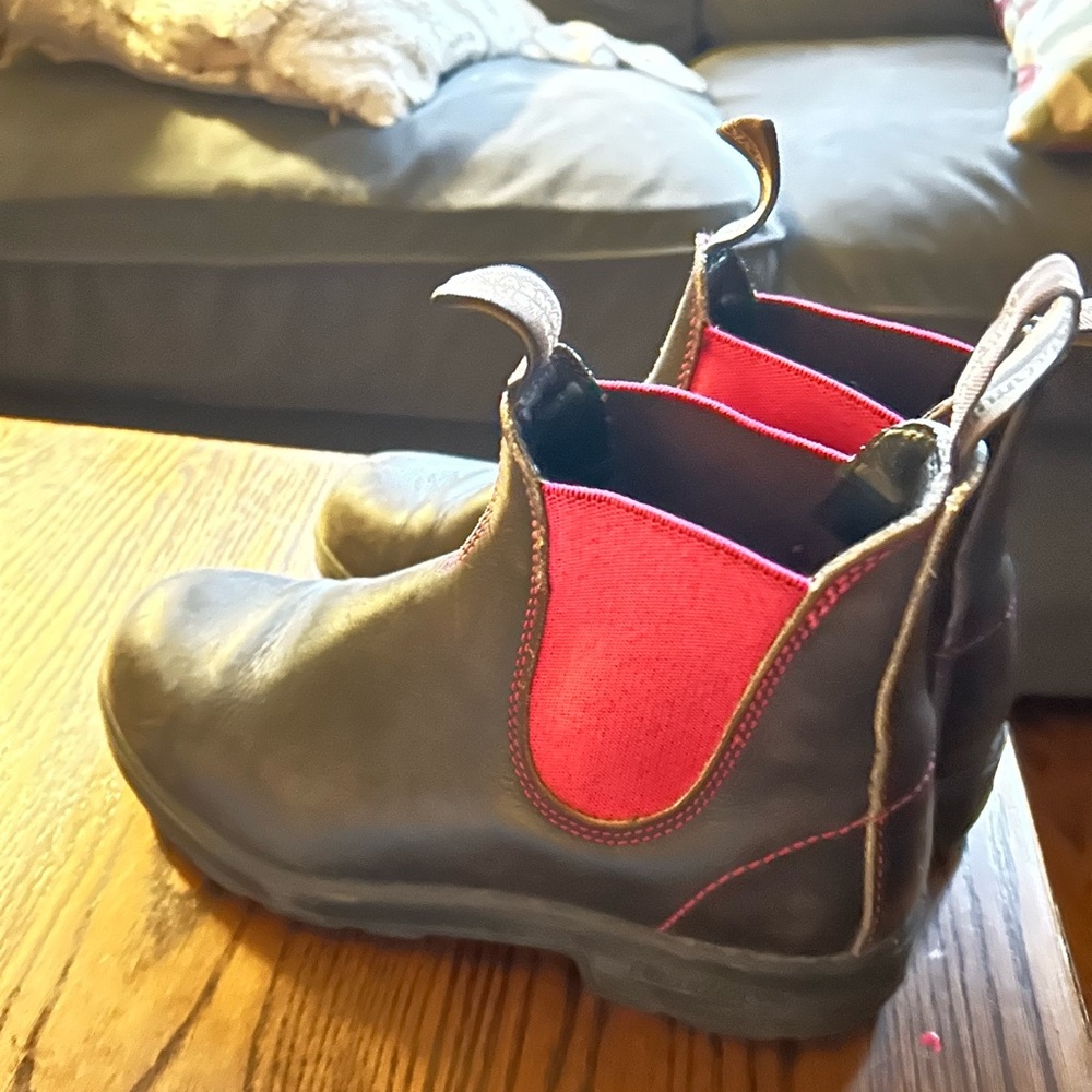 Blunt stone Chocolate Brown/Black and Pink Chelsea/Ankle Boots